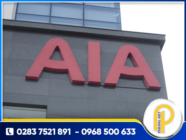 Logo tòa nhà chữ tole đèn LED hắt sáng chân